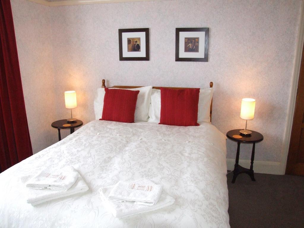 Bed and Breakfast Mountview Сент-Остелл Номер фото