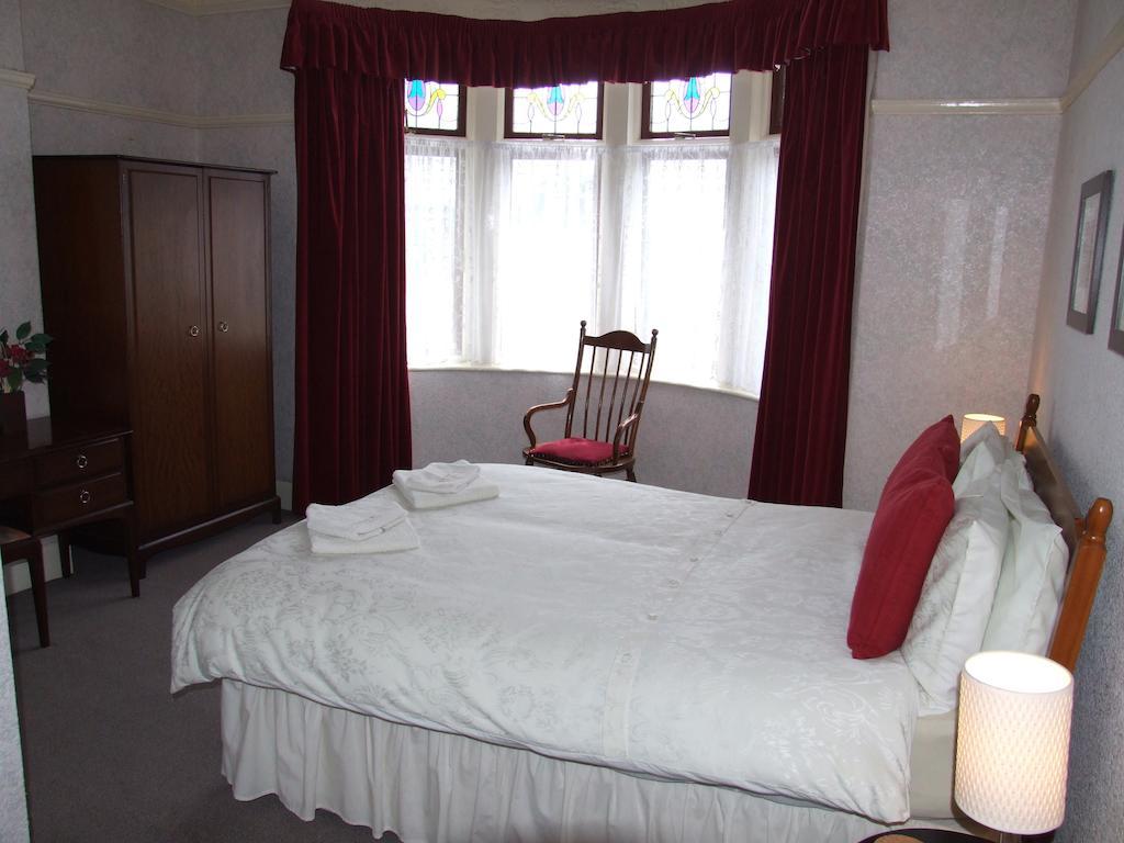 Bed and Breakfast Mountview Сент-Остелл Номер фото